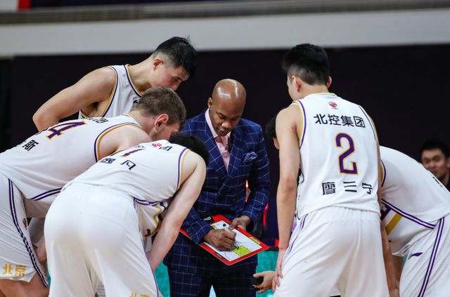 广州迎战河南，双方实力均衡胜负难料的简单介绍