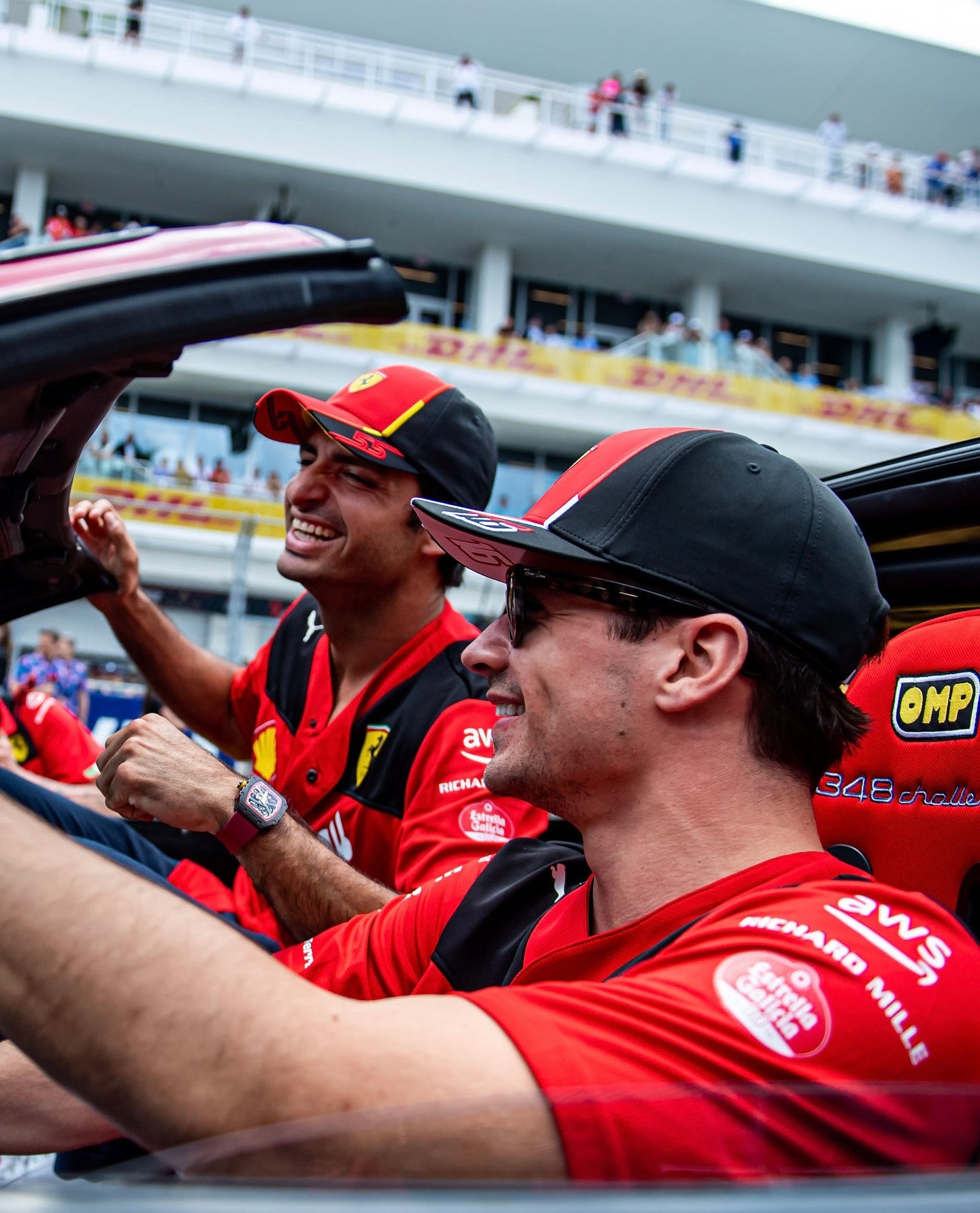 法拉利碾压梅赛德斯，塞恩斯惊艳四座的简单介绍