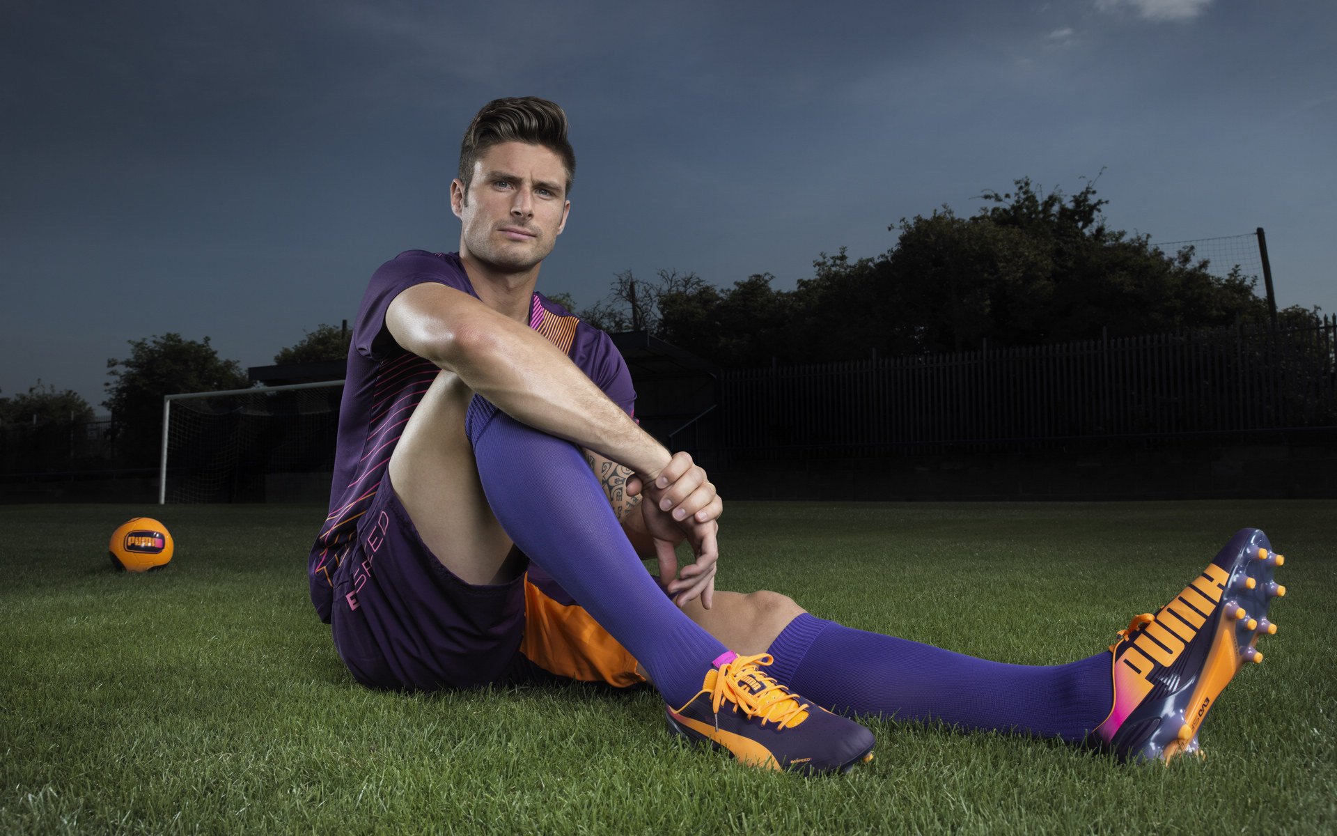 F1新赛季揭幕战之夜,孙兴慜如何用足球智慧主宰赛场走向?