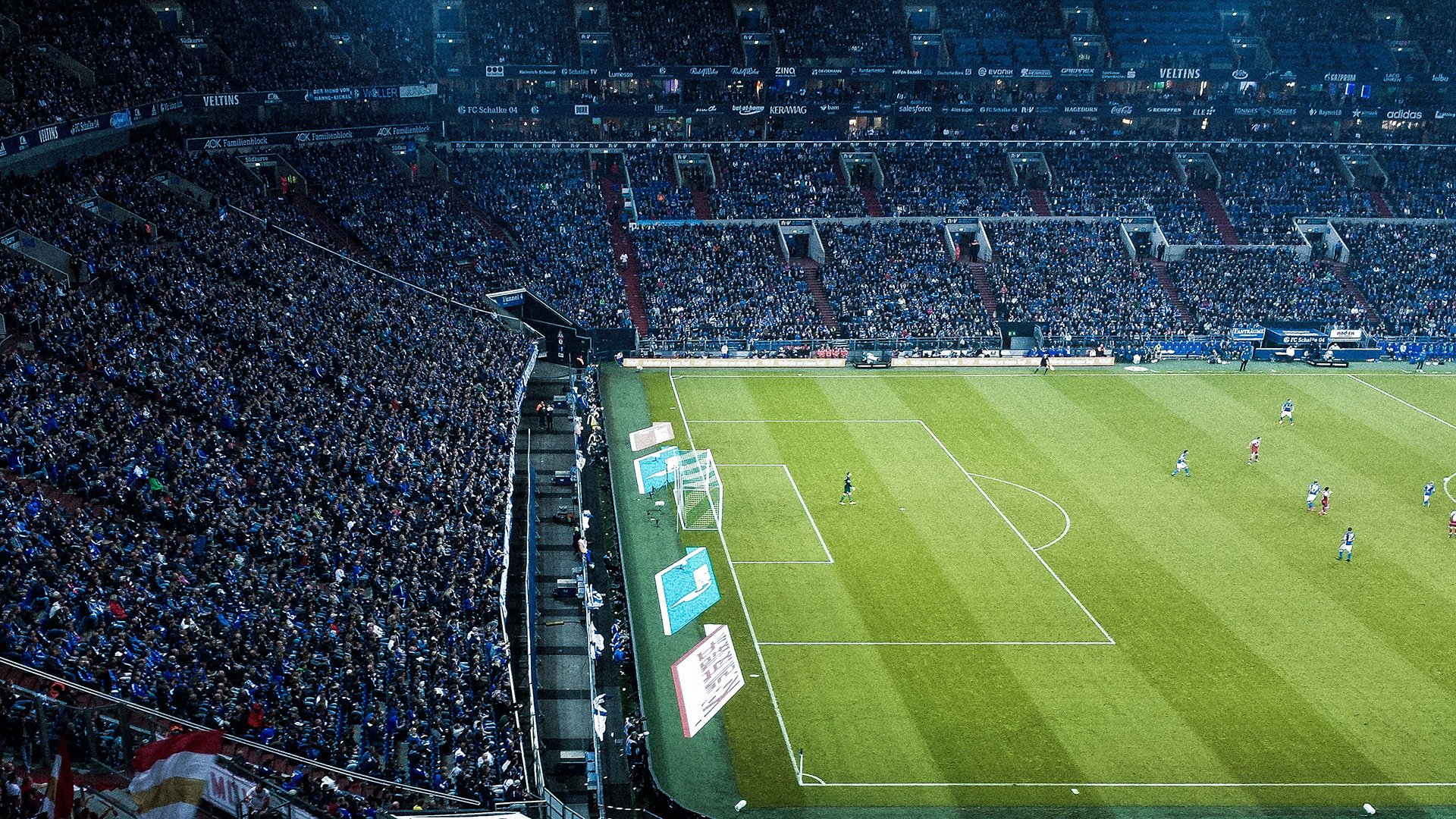 赛道上的终局艺术，皮亚斯特里关键制胜，梅赛德斯绝杀雷诺车队